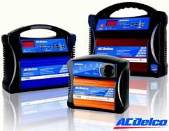 ACデルコ　バッテリーチャージャー　バッテリー充電器